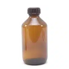 Fles bruin gedopt - 250 ml+dop+schenkplug