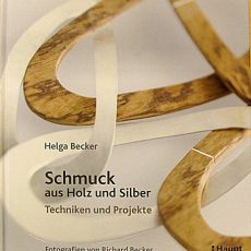 Schmuck aus Holz und Silber