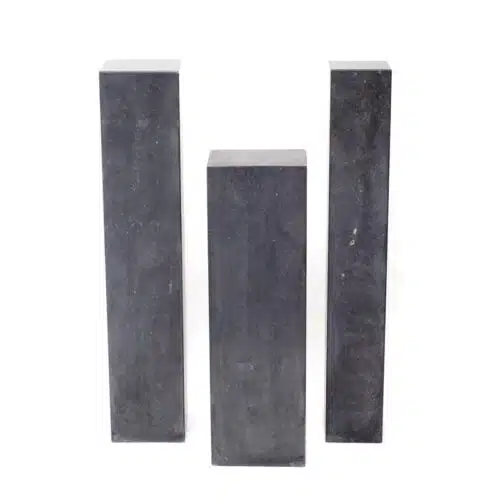 Belgisch hardsteen sokkel 20x20x40cm gezoet